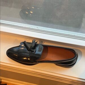 BRAND NEW Everlane Black Tassel Loafers